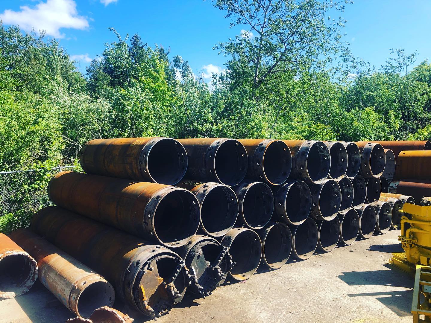 Equipment and tooling available through Vernep sourcing network