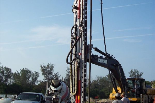 2007 Custom TEI Excavator